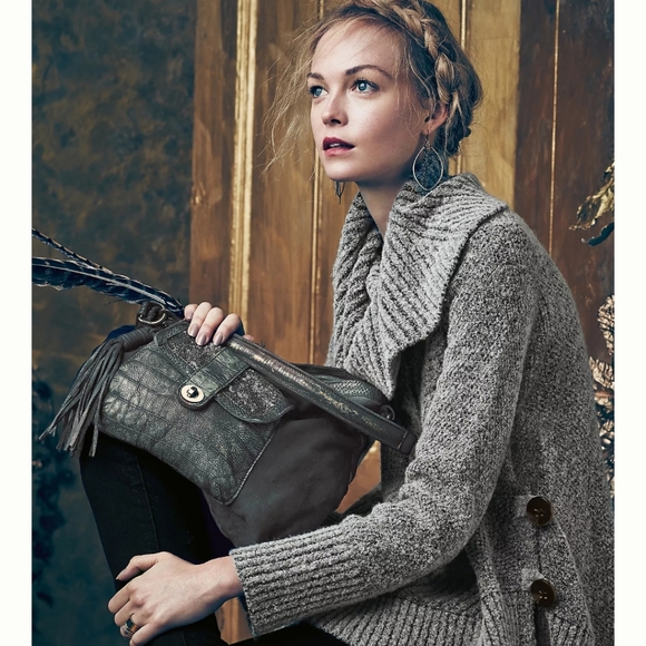 Anthropologie Sweaters - Anthropologie Angel of the North Swing Sweater